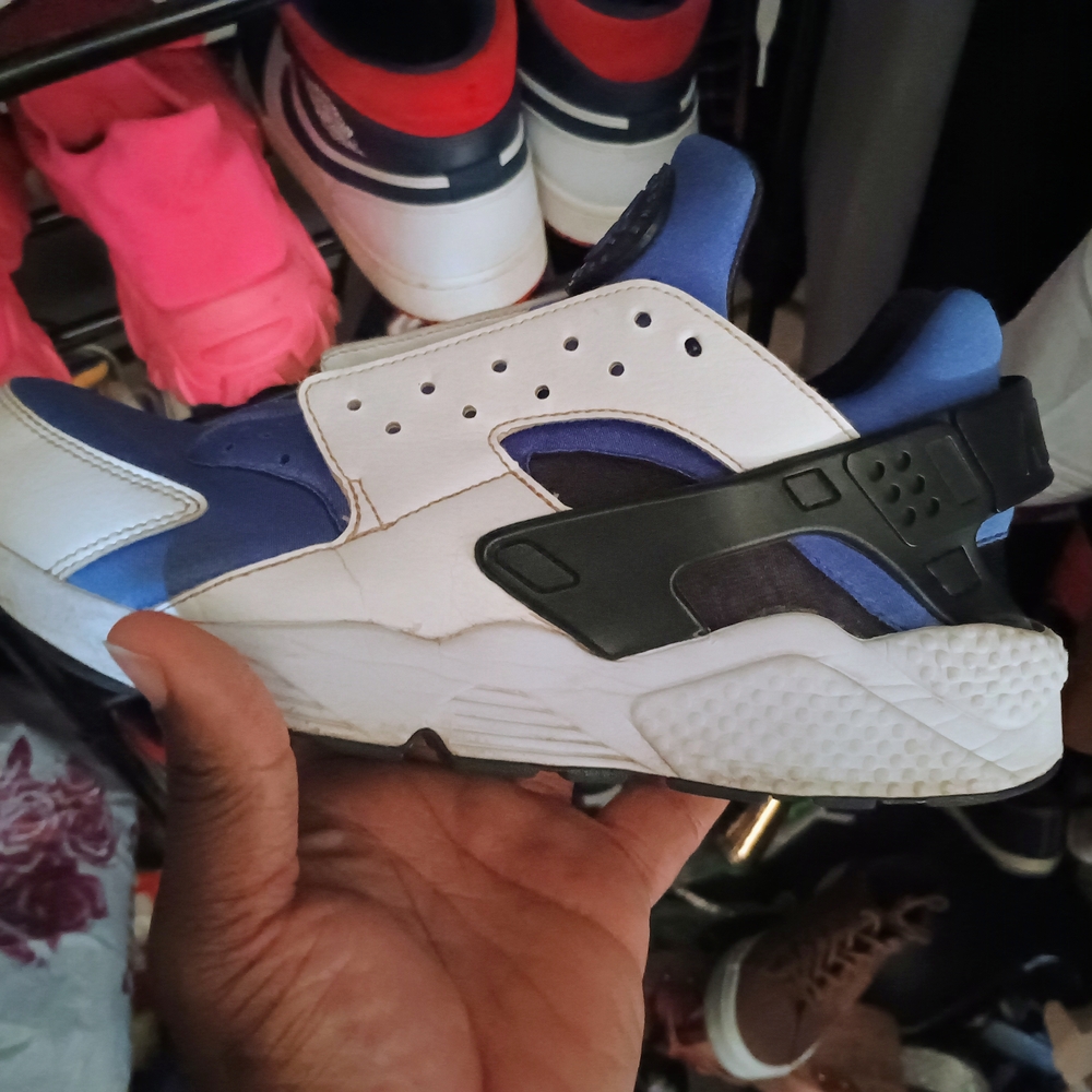 Nike Air Huarache Blue and White Sneakers